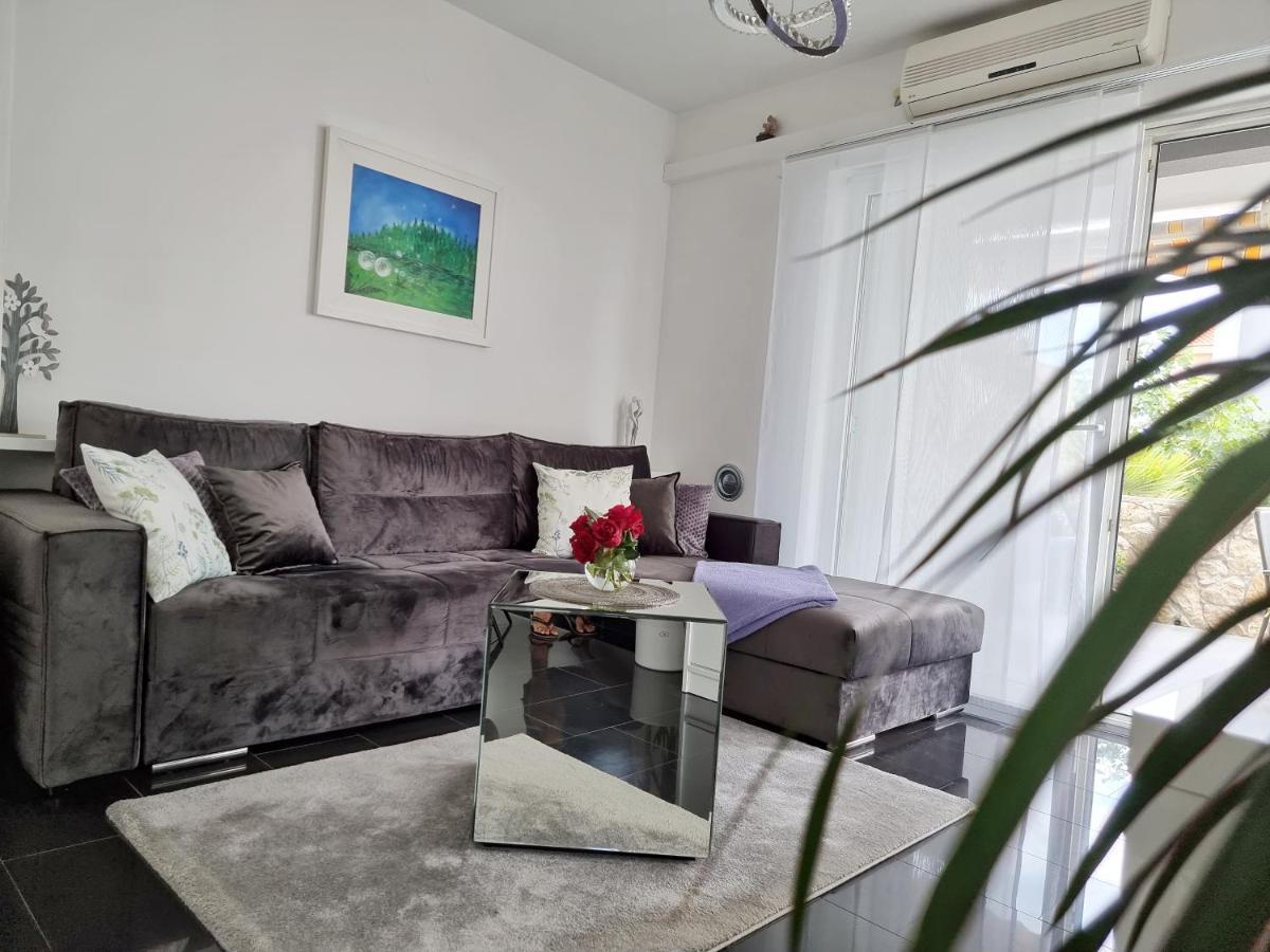 Deluxe Novalja Apartment Ngoại thất bức ảnh
