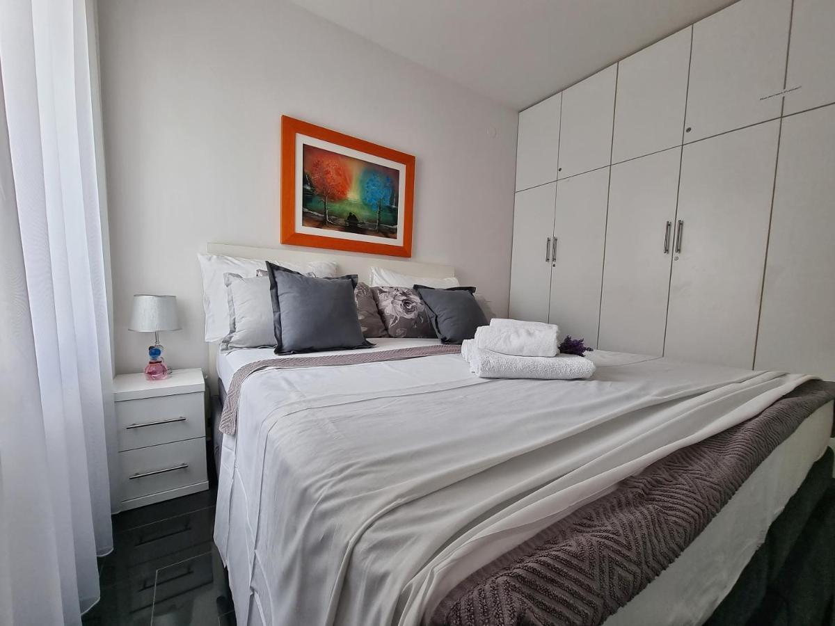 Deluxe Novalja Apartment Ngoại thất bức ảnh